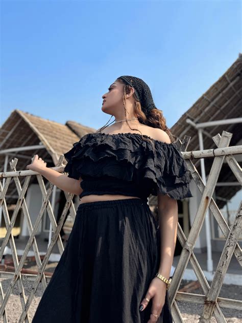 Black Boho Ruffle Off-Shoulder Crop Top & Skirt Set – desertdori