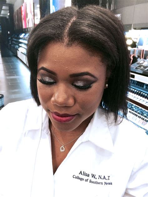 sephora makeup artist jobs