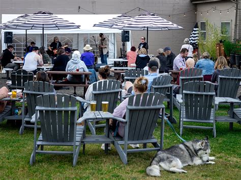 Coffee & Tap House in Oak Grove / Milwaukie Oregon