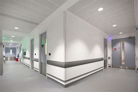 Wall protection for new building - University of Oxford | Images