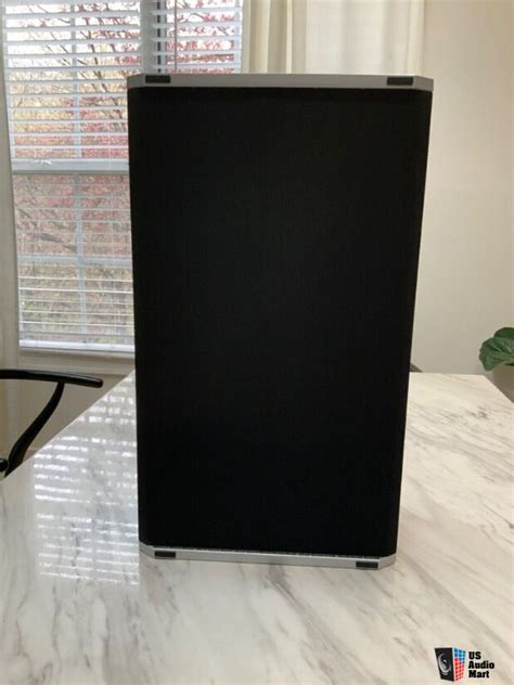 Definitive Technology CS Channel 的图像结果