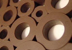 Hundreds of enthusiasts throng a chocolate exhibition in Bangalore ...
