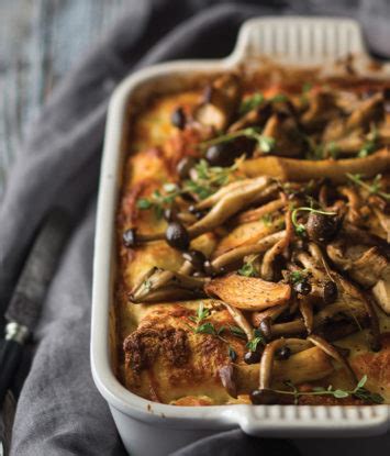 Romerige hoenderlasagne   rooi rose