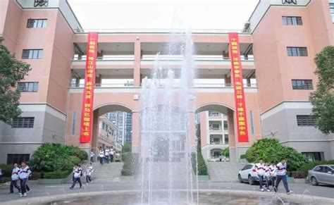 广东最好的民办本科大学排名表：有哪些院校？学费是多少钱？-高考100