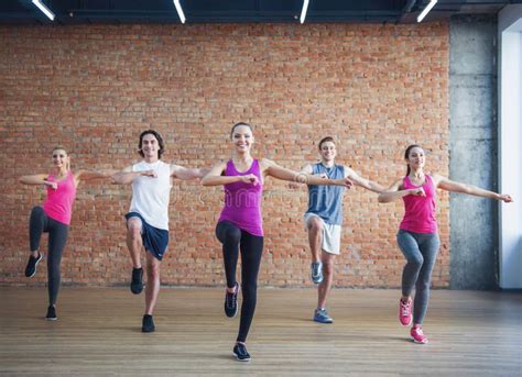 People Doing Sports 的图像结果