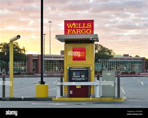 Houston, Texas USA 11-24-2024: Wells Fargo ATM machine banking parking ...