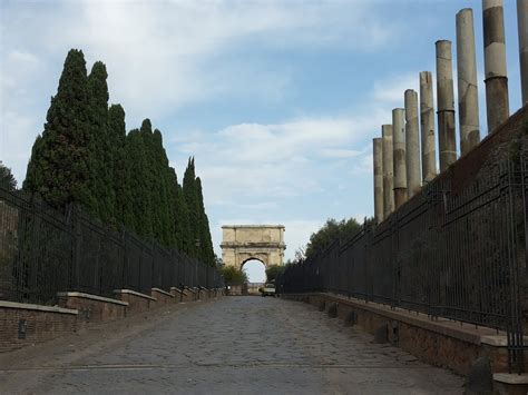 WITH A ROMAN GUIDE - PRIVATE TOURS (2026) All You Need to Know BEFORE ...