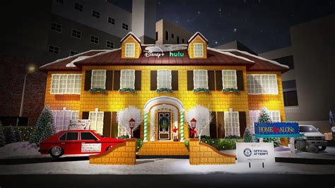 Disney Breaks Record for Largest Gingerbread House With Replica Home ...