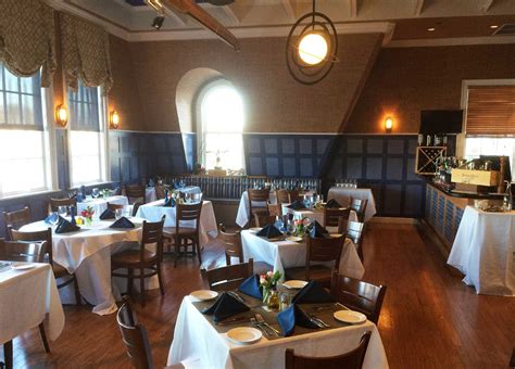 Public now on board for dining at Saugatuck Rowing Club