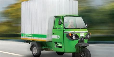 Altigreen neEV TEZ 15 Minute Fast Charge Electric Cargo 3-Wheeler