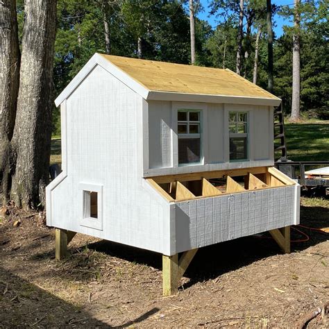 How to build a farmhouse chicken coop a two weekend or less project ...