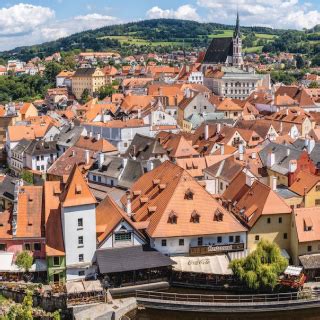 Home | Emirates Group Careers