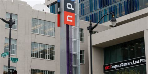 Elon Musk threatens to reassign NPR’s Twitter account