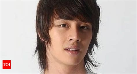 Korean singer-actor Chung Lim dies of colon cancer - The Times of India