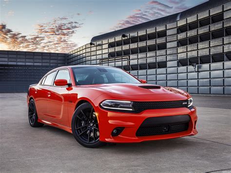 Fotos de Dodge Charger Daytona 392 2016