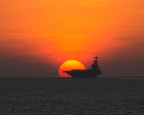 Bush carrier strike group enters 6th Fleet at Suez Canal, headed home