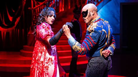 Brilliant ‘Natasha, Pierre and the Great Comet of 1812’ Lights Up the ...