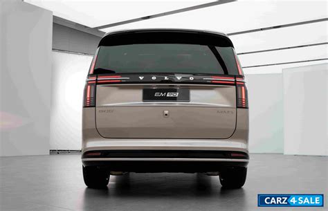 Volvo Unveils the EM90: Revolutionizing the Minivan Market with ...