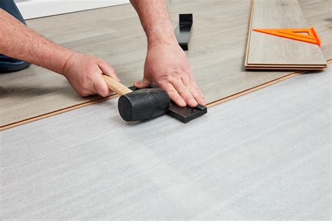 How To Install Laminate Wood Flooring With Attached Pad | Viewfloor.co