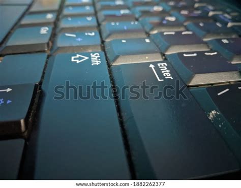 Computer Keyboard Side View 的图像结果