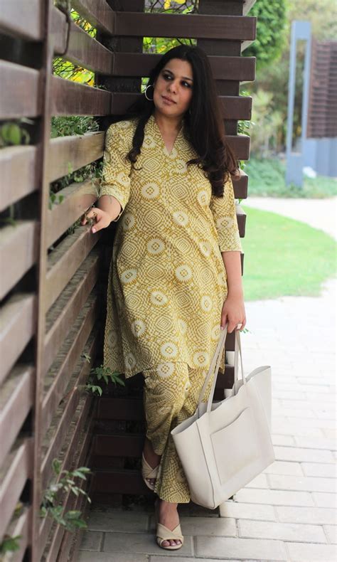 Cotton Handblock Collared Overlapping V Neck Mustard Coord – Baareeki