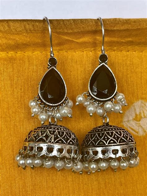 Monalisa Stone top with black polish jhumki Earring – Prettiq