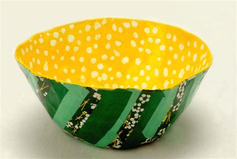 Art for Small Hands: Papier Mâché - Layered Bowls