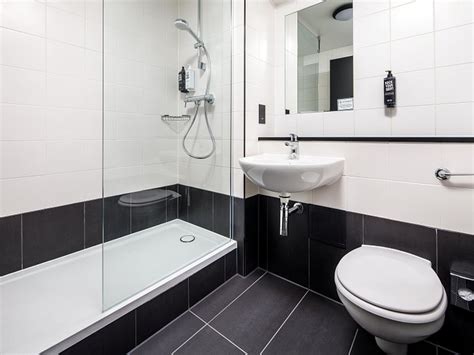 IBIS LONDON HEATHROW T5 (Colnbrook) - Hotel Reviews & Photos - Tripadvisor