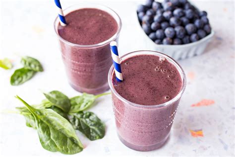 Berry Blast Smoothie Recipe | Vegan Girls Guide