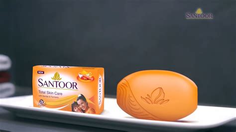 Santoor Total Skin Soap with Sandal & Turmeric - 100 g Bar & (100 g Ba ...