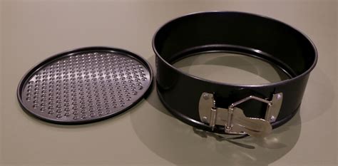 How to Open a Springform Pan 的图像结果