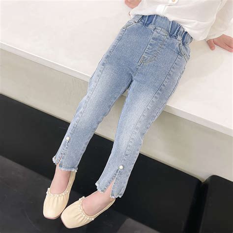 Shop Online Girls Blue Pearl Applique Slim Fit Jeans at ₹749