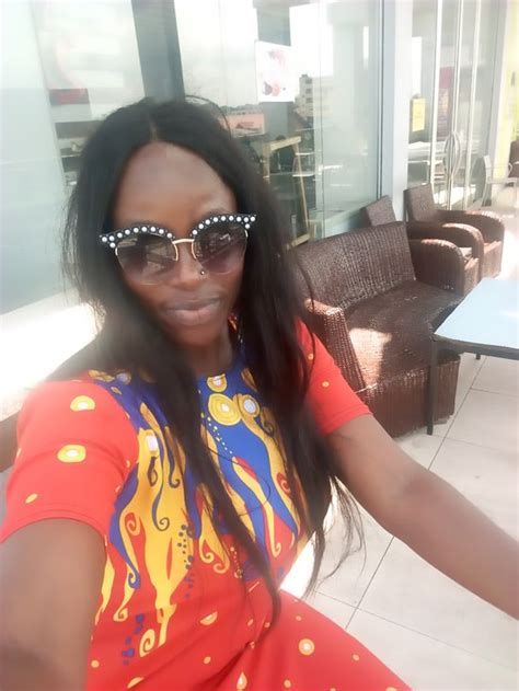 OCEAN BREEZE GUEST LODGE (Nungua) - Guesthouse Reviews & Photos ...