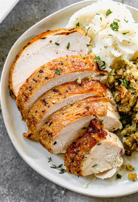 How Much Turkey Per Person – WellPlated.com