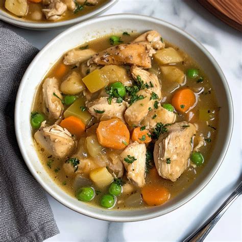 Amazing Slow Cooker Chicken Stew for Comforting Nights