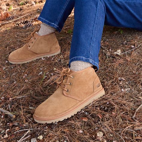 ugg neumel unlined leather chukka boot