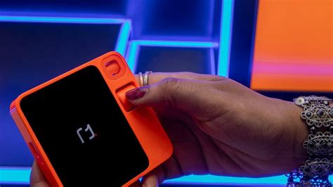 Rabbit R1: I Spent 17 Hours With It — And Something's Iffy About It - Tech