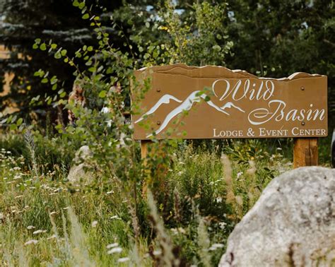 Elevated Elegance at Wild Basin Lodge | Rocky Mountain Bride