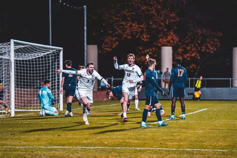Men’s Soccer Advances to Elite Eight for First Time Since 2007 ...