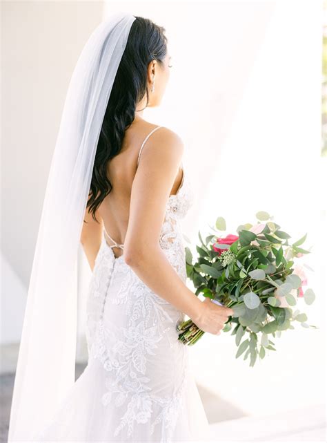 Essense of Australia D2770 Wedding Dress Save 25% - Stillwhite