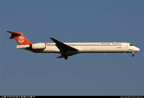 B-17926 | McDonnell Douglas MD-90-30 | Uni Air | Thomas Ingendorn ...