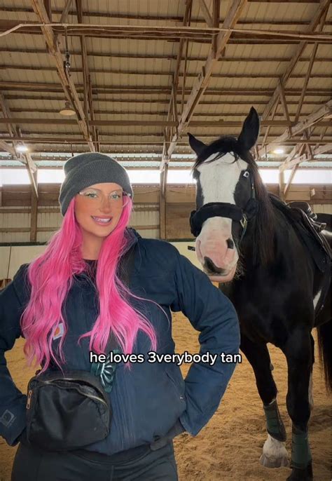 💗 EMMY BRE 💗 (@emmybre___) - Urlebird