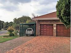 1 Bedroom Garden Cottage To Rent In Centurion by Peaceful Garden Cottage Self Catering 1 Bedroom Garden Cottage To Rent In Centurion