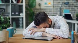 Can't keep your eyes open after lunch? US doctor explains that it's not ...