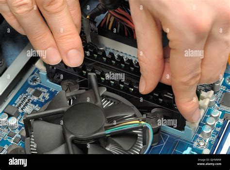 installation of ram Stock Photo - Alamy