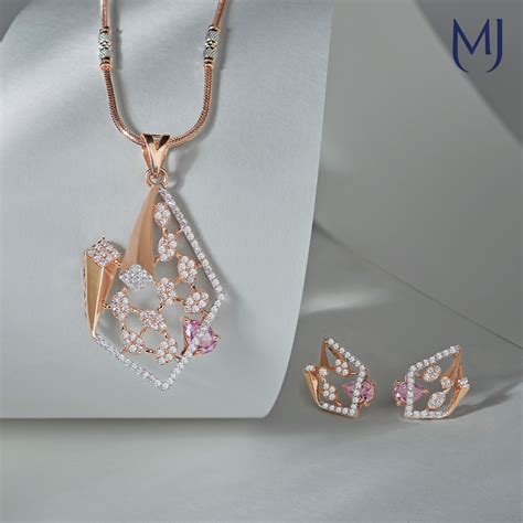 Gold Necklace Set with Price | Buy Gold Necklace Set Online