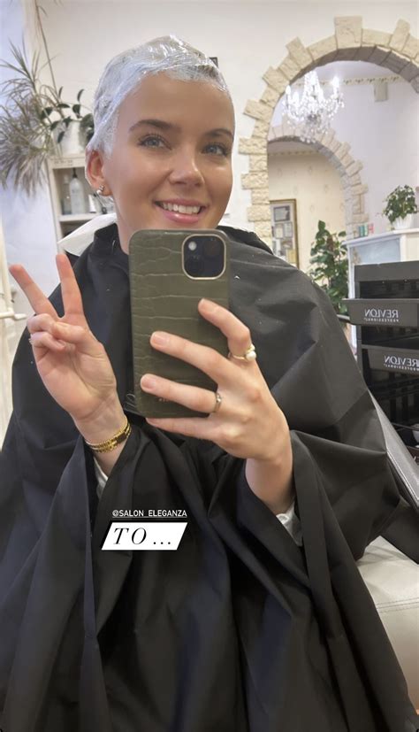 Pin by babita Chaudhary on 1 | Tape in hair extensions, Bleach and tone ...