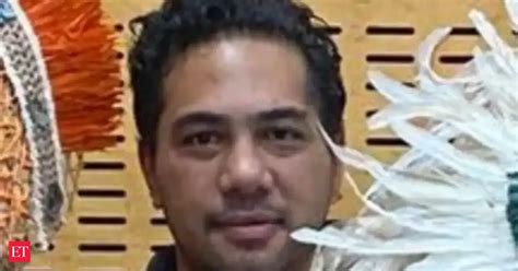 Man “Vanishes” after clearing security at Auckland airport - The ...