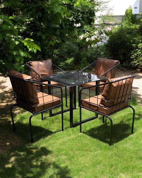 Minimal Four Chair & Table Furniture Set – Rhino Decor India