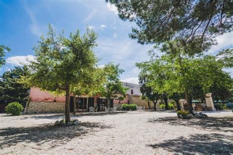 AI PILIERI DI BAGNOLI (Andria) - B&B Reviews, Photos, Rate Comparison ...